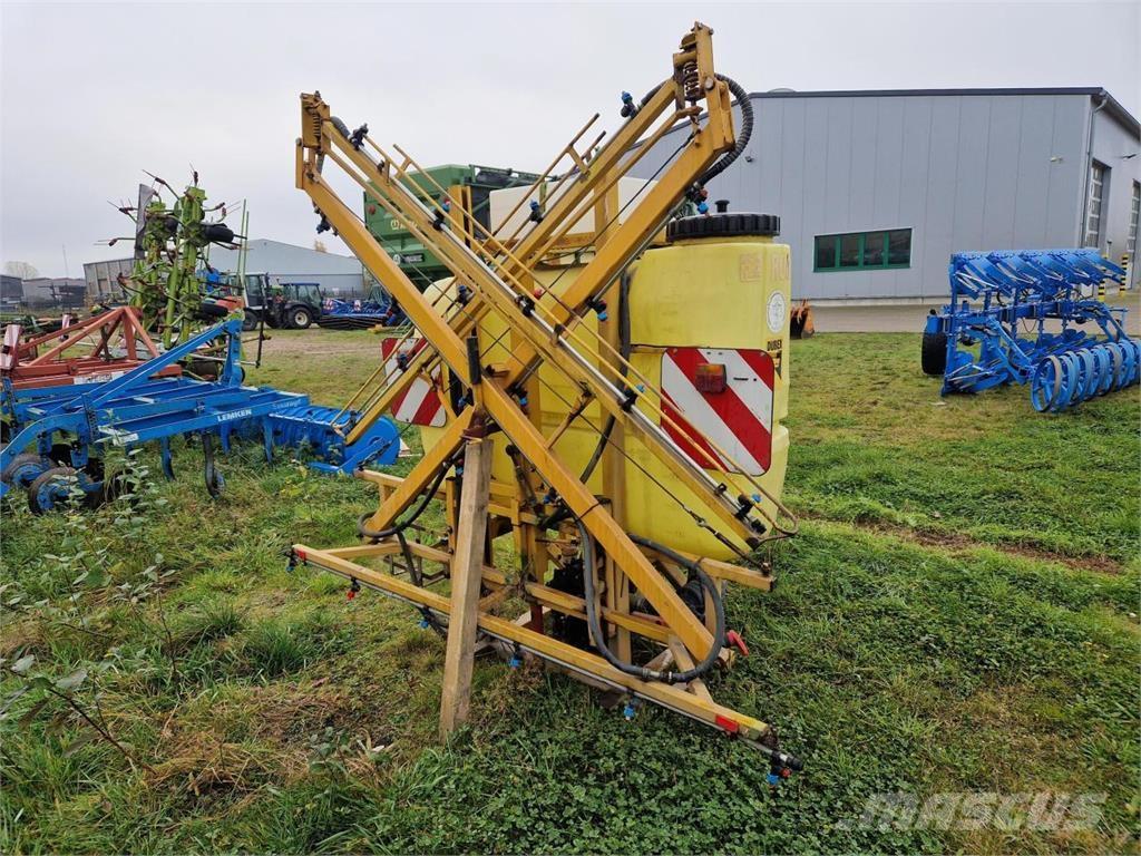 Dubex MODEL 1 Trailed sprayers