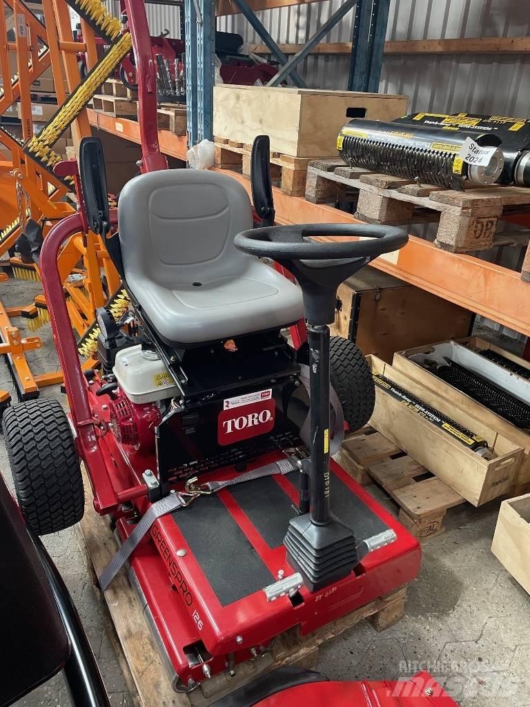 Toro GreenPro 1260 Groundscare rollers