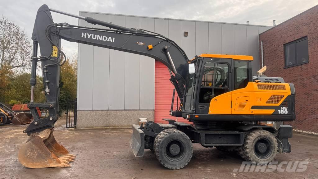 Hyundai HW 180 Wheeled excavators