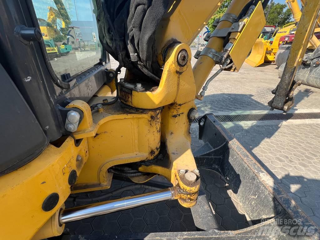 Komatsu PC 30 MR-5 Mini excavators < 7t