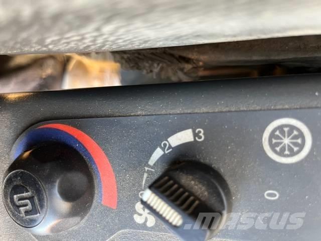 Komatsu PC 75 Midi excavators  7t - 12t