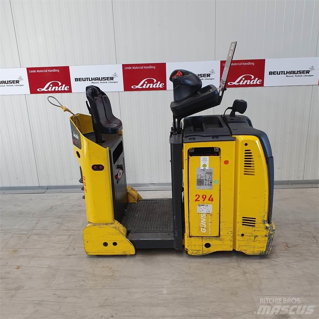 Linde P30C Towing truck