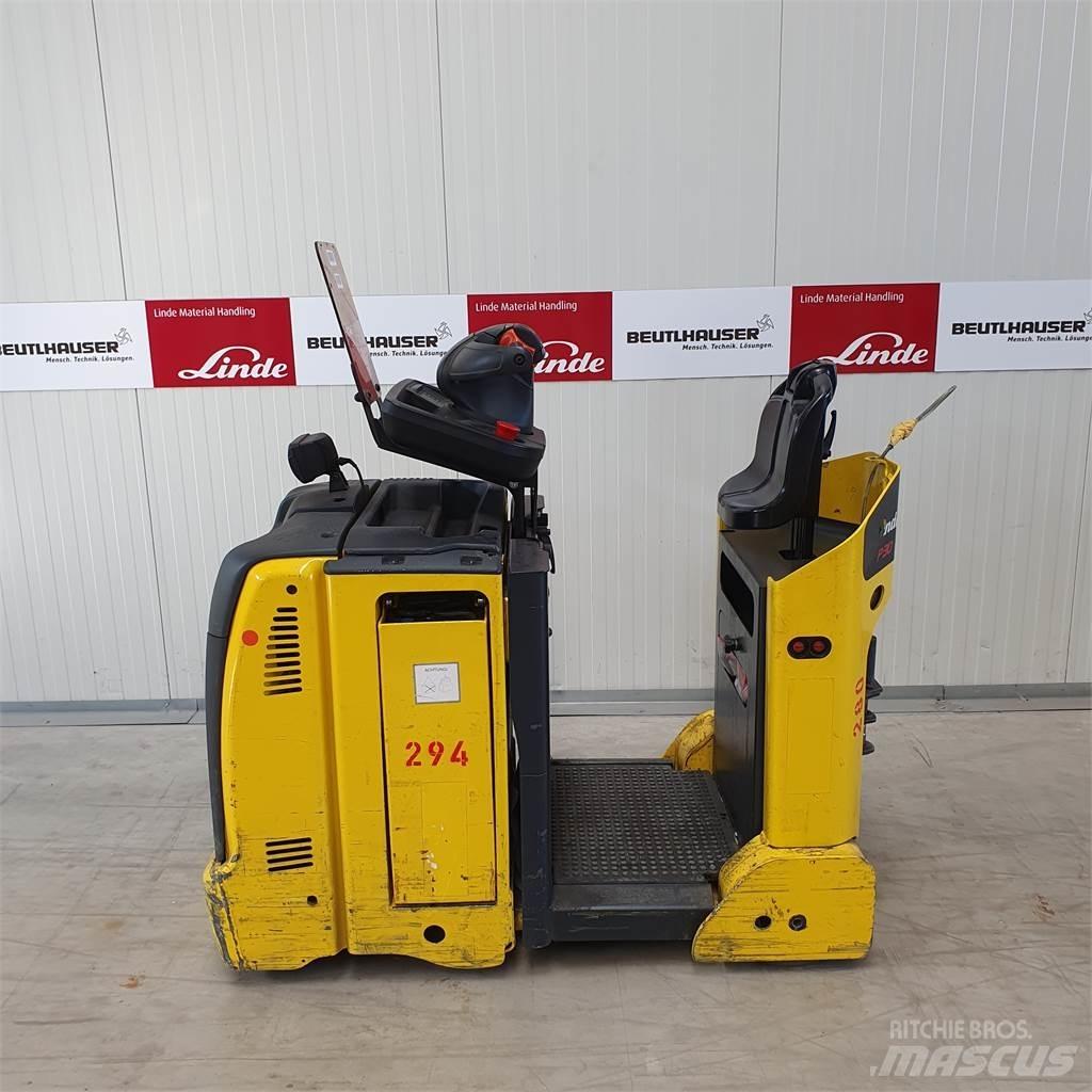 Linde P30C Towing truck