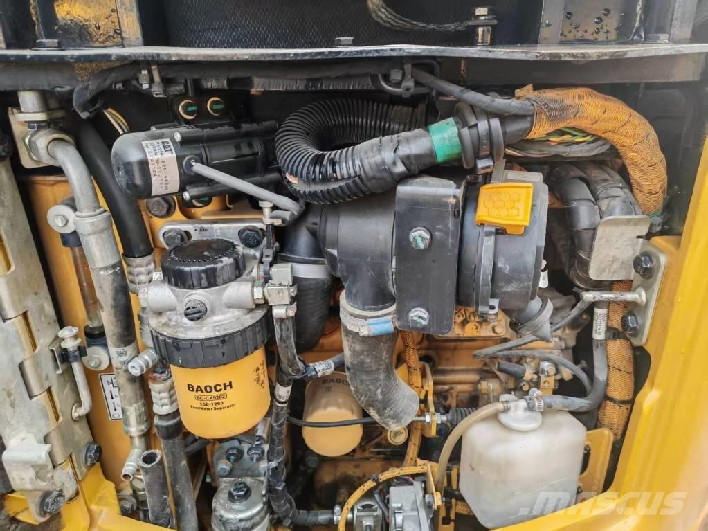 CAT 302 CR Mini excavators < 7t