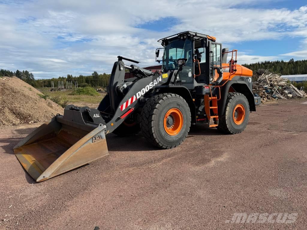 Develon DL 380-7 Wheel loaders