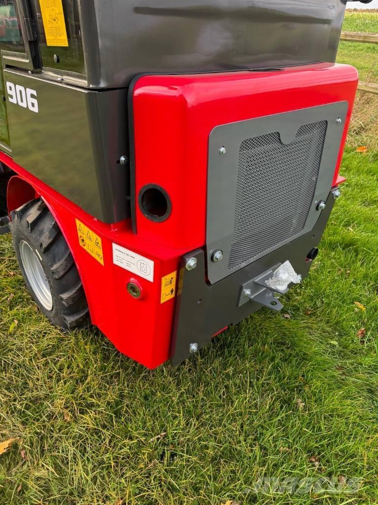  Max Loader 906 Mini loaders