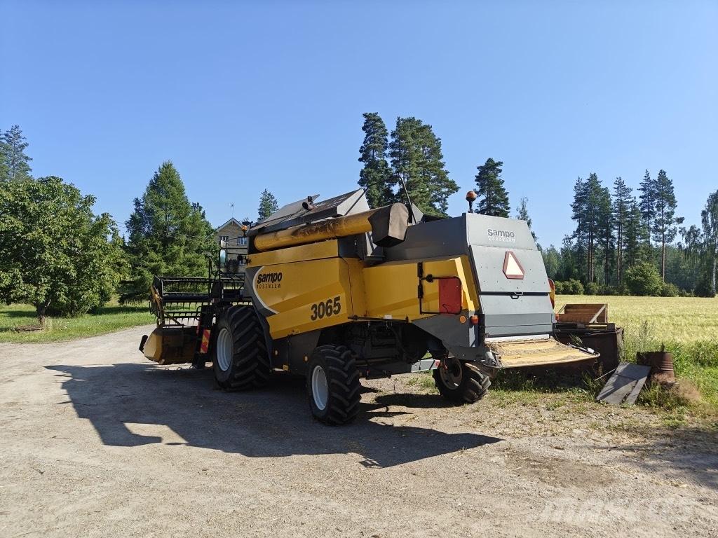 Sampo-Rosenlew 3065 Combine harvesters