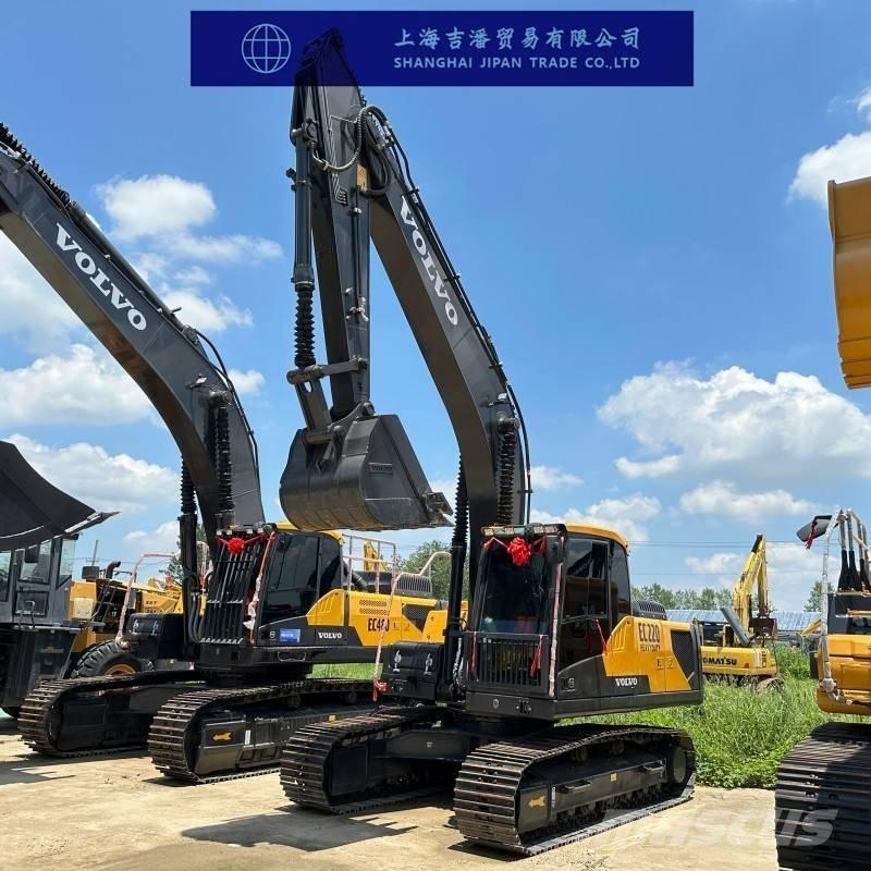 Volvo EC 220 D Crawler excavators