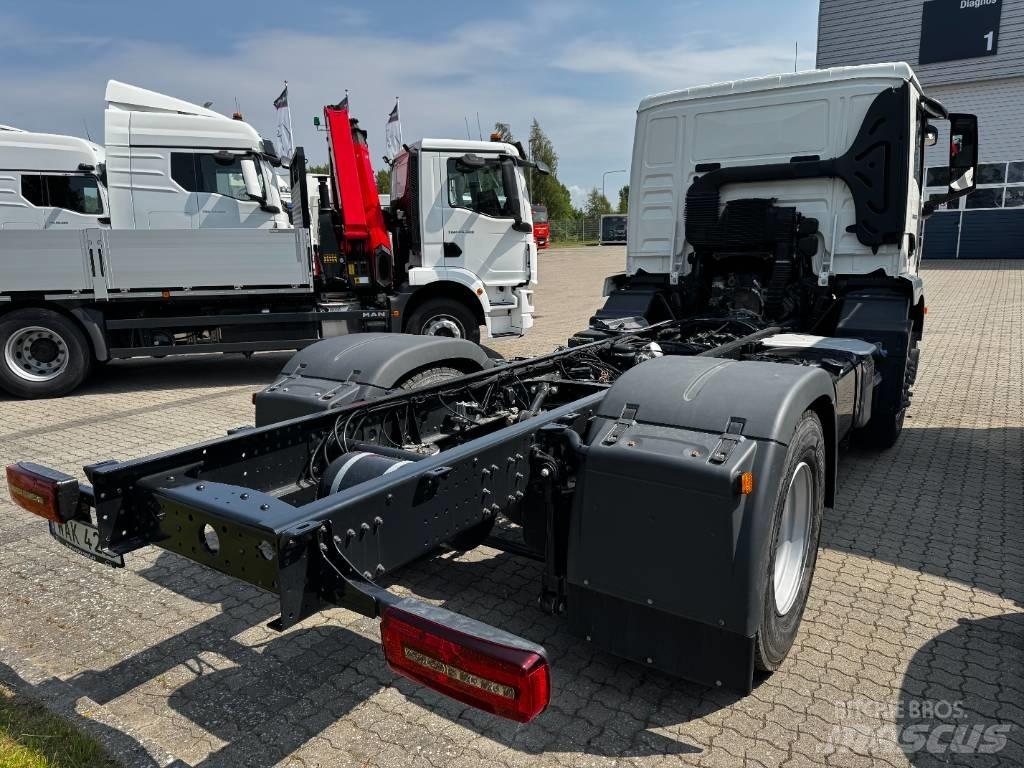 MAN TGM 18.250 Chassis Cab trucks