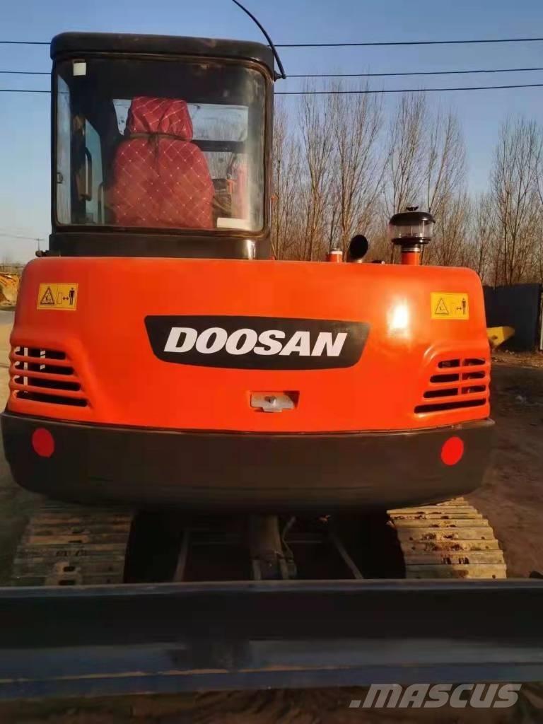 Doosan DH55 Mini excavators < 7t
