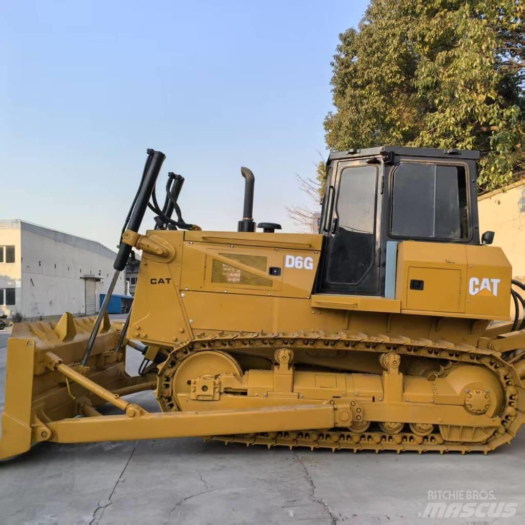 CAT D 6 G Crawler dozers