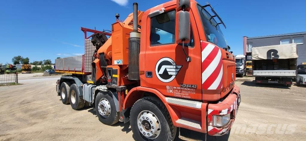 Astra HD 7  84.42 Crane trucks