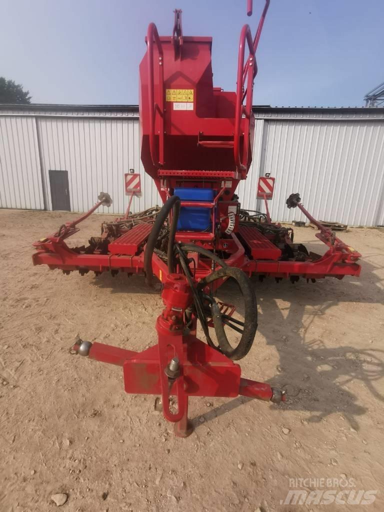 Horsch Pronto 4 DC Combination drills