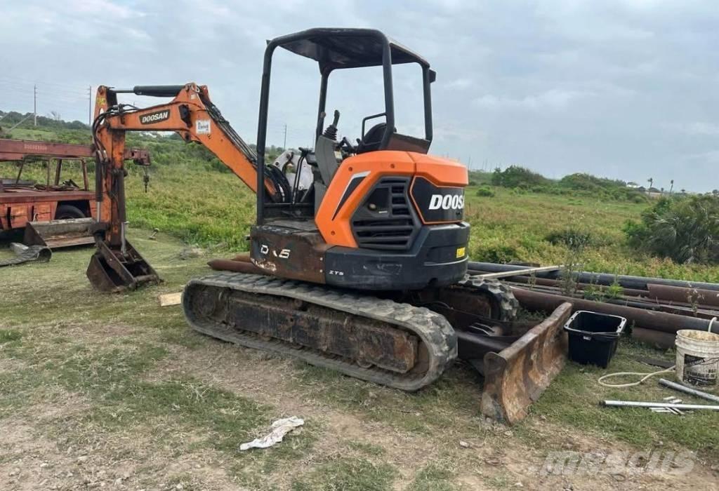 Doosan DX50 Crawler excavators