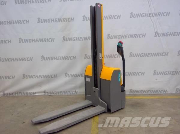 Jungheinrich EMC 110 Pedestrian stacker