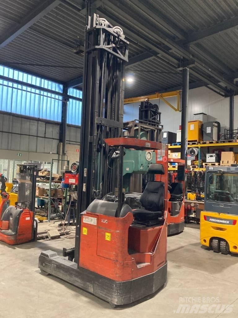 BT RRE-7 Reach truck