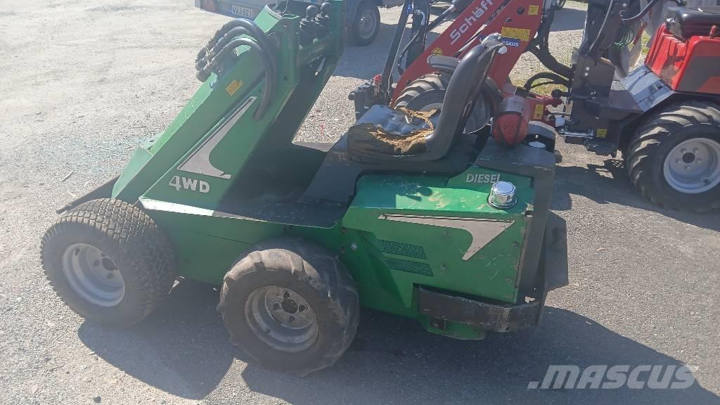 Avant 320 Multi purpose loaders