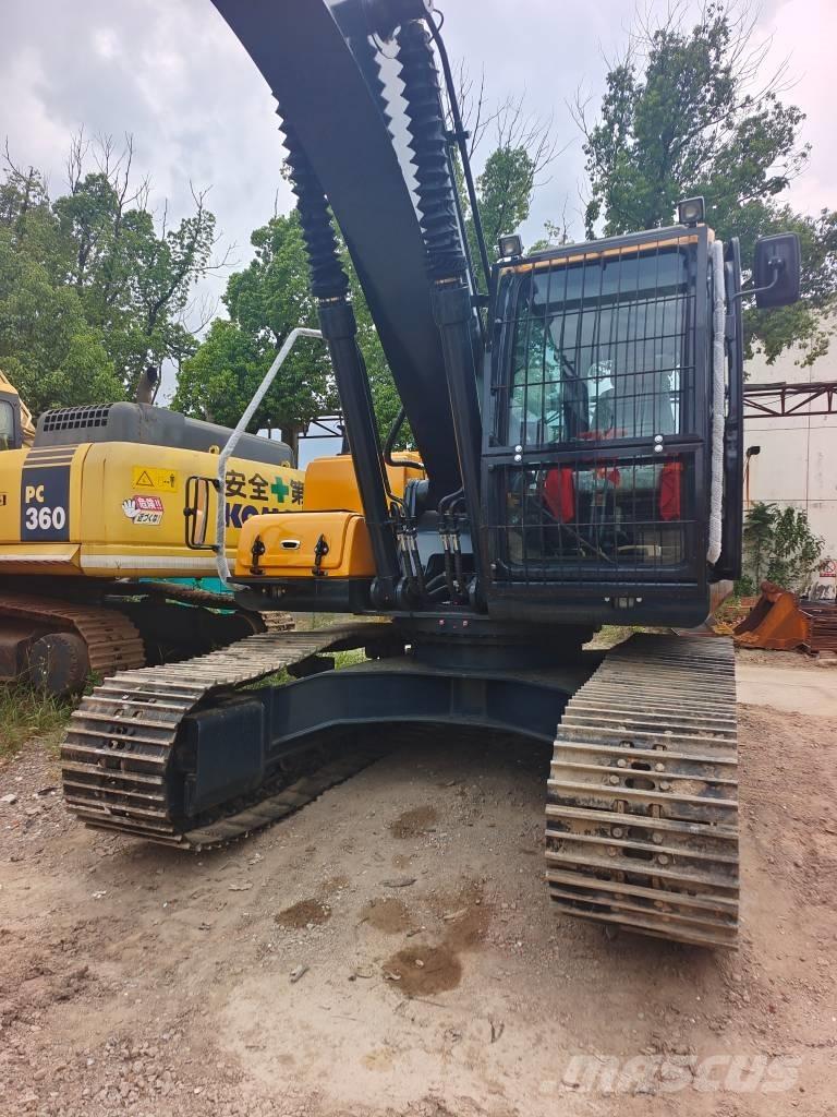 Hyundai 220LC-9T Crawler excavators