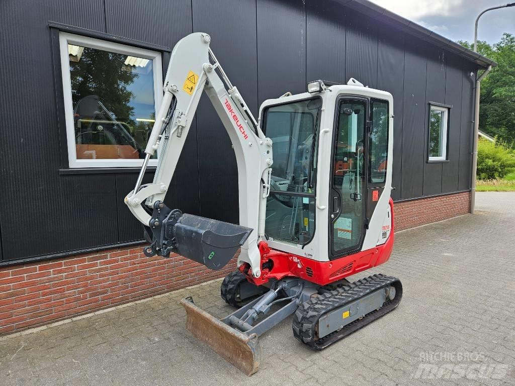 Takeuchi TB 216 Mini excavators < 7t