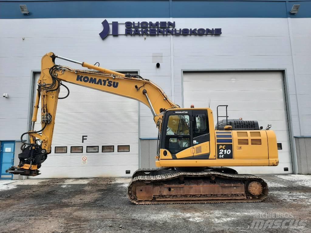 Komatsu PC 210 LC-11 Crawler excavators