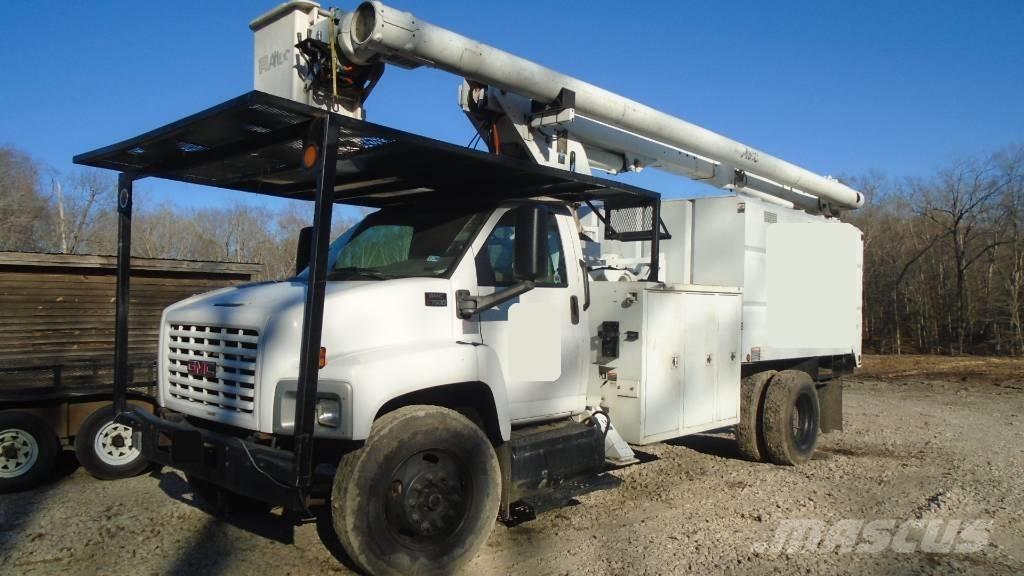 GMC C7500 Top Kick Wood chip trucks