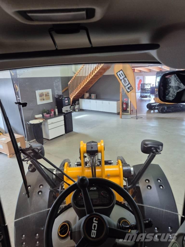 JCB 409 Wheel loaders