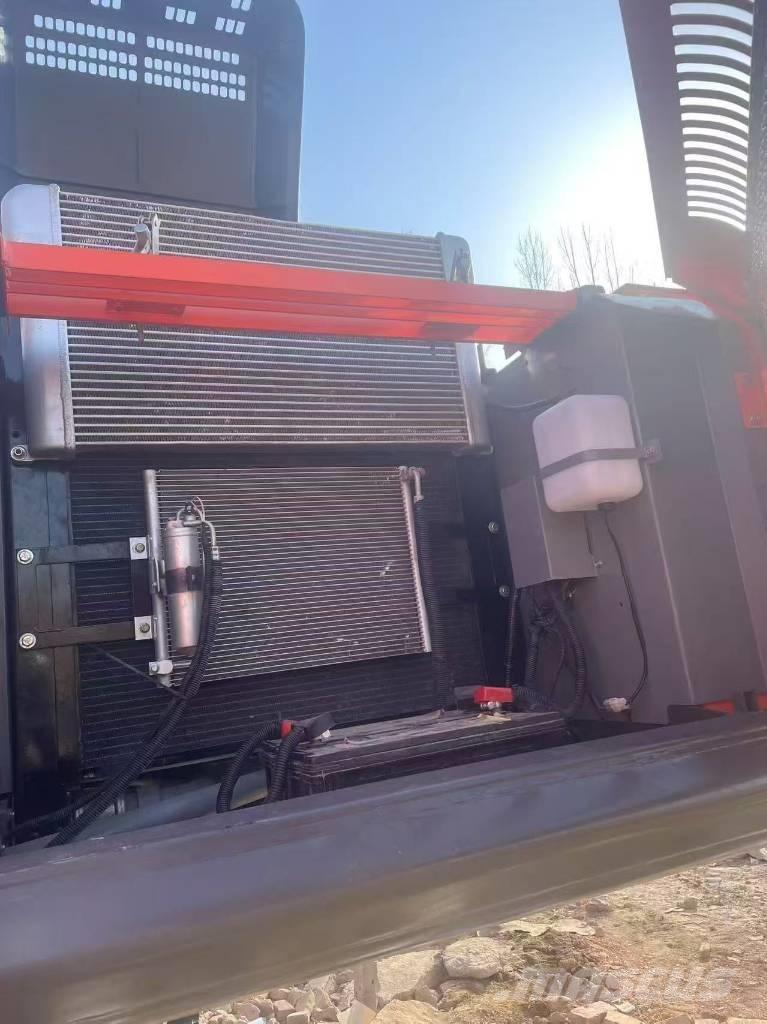 Hitachi ZX 350 Crawler excavators