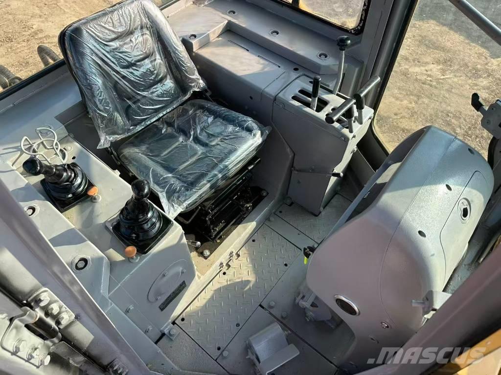 CAT D6G Crawler dozers