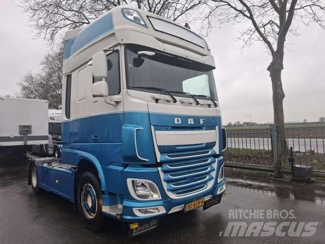 DAF XF 440 Truck Tractor Units