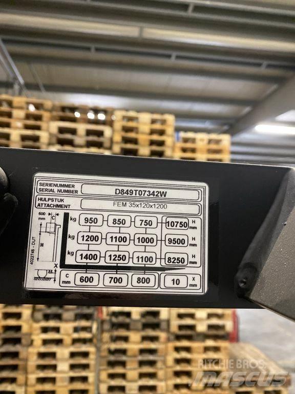 Yale MR14 Reach truck