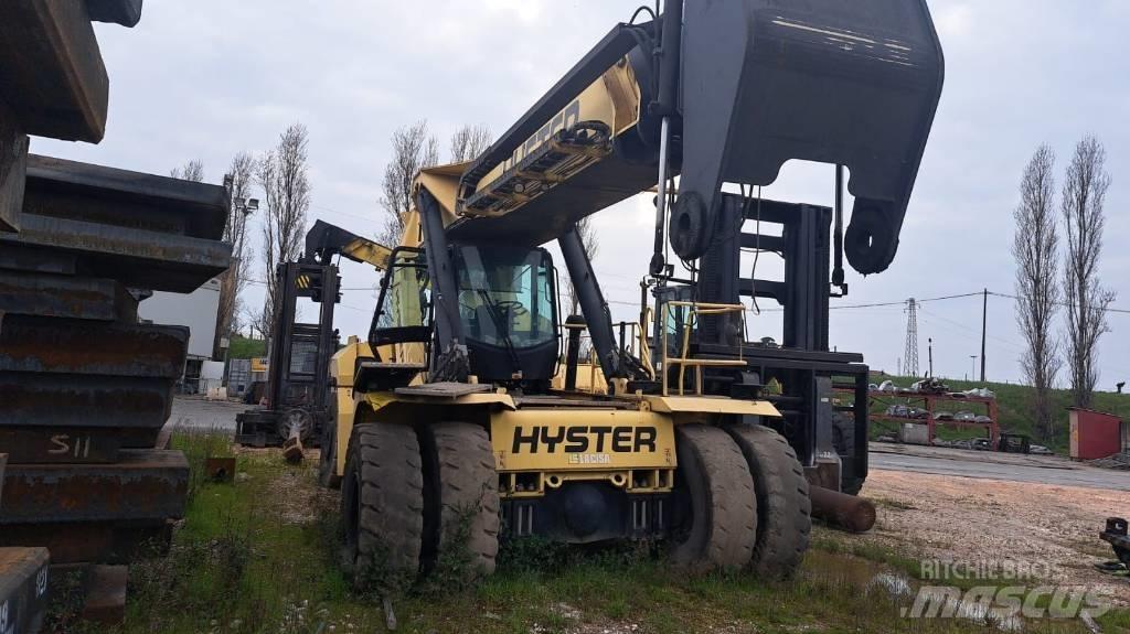 Hyster RS45-31CH Reachstackers
