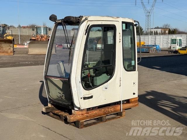 Liebherr A 924 C CAB Cabins and interior