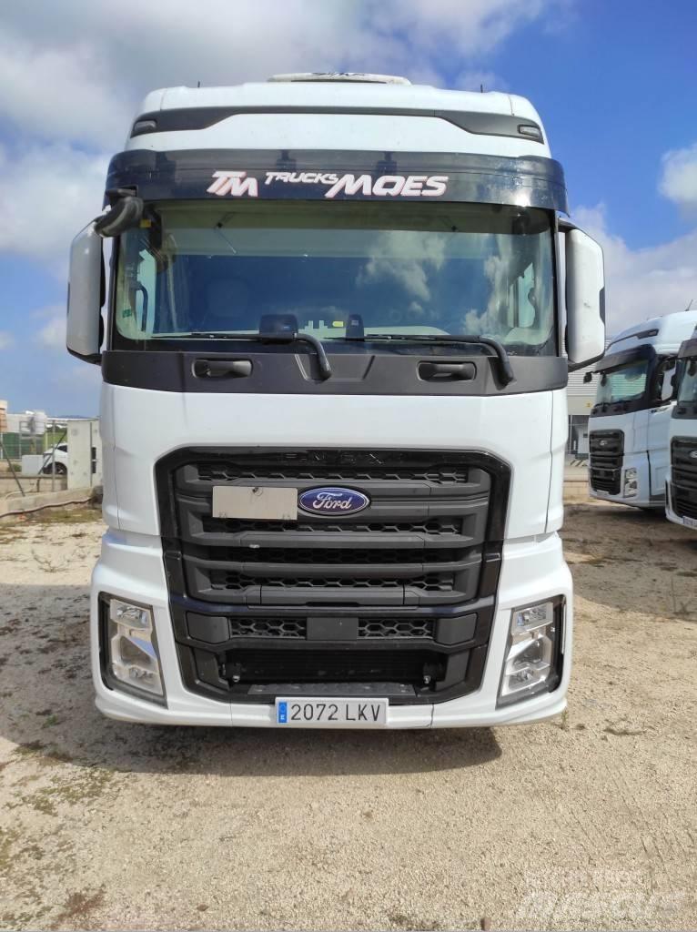 Ford F-MAX 500 Truck Tractor Units