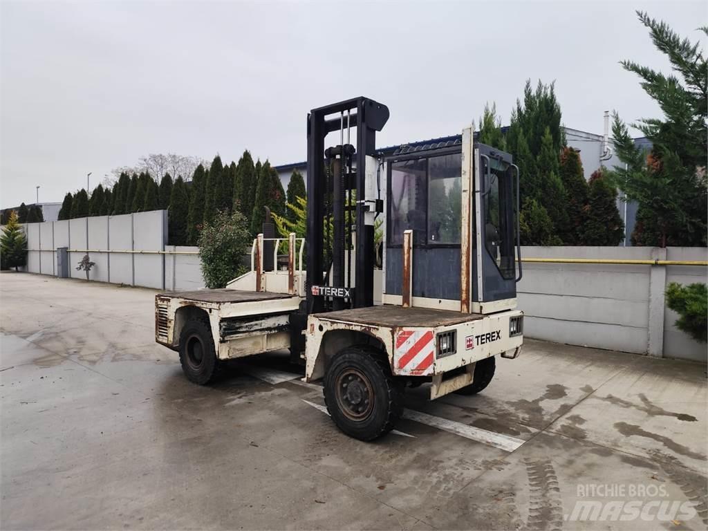 Terex Fuchs SF50U Sideloader