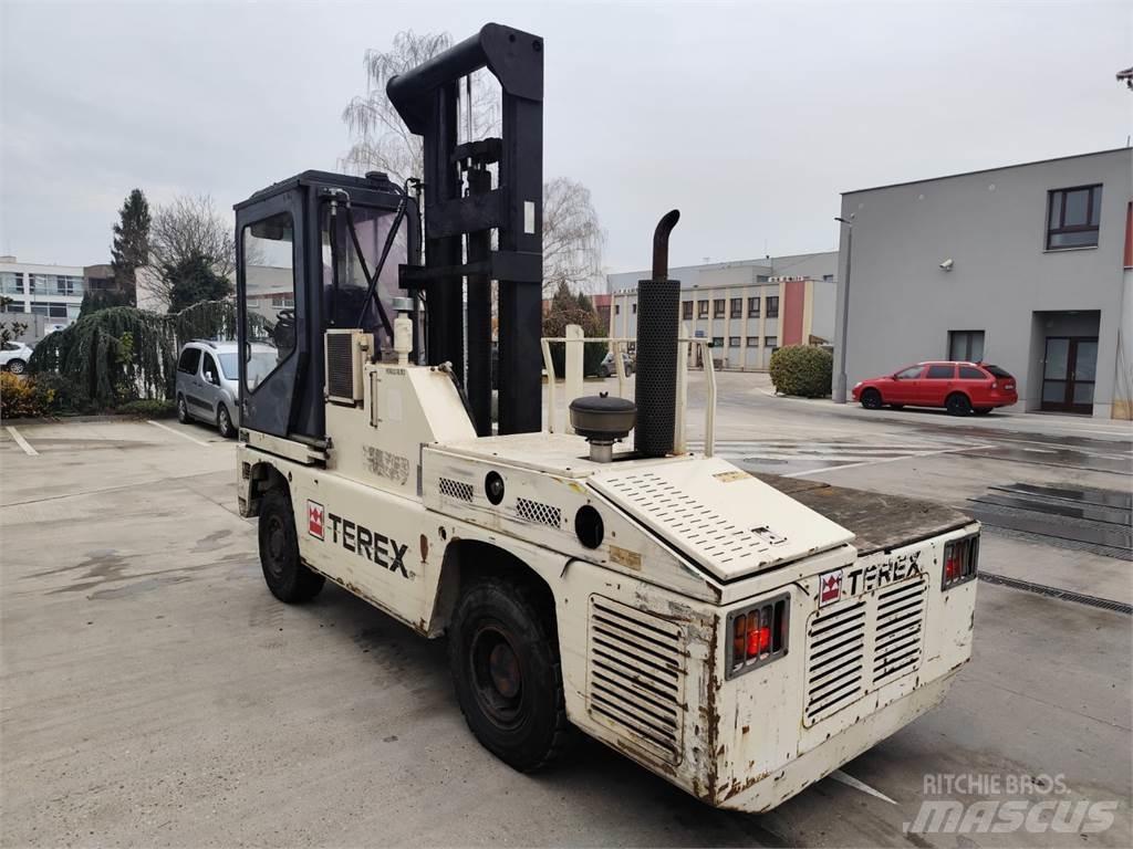 Terex Fuchs SF50U Sideloader