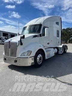 Kenworth T680 Truck Tractor Units