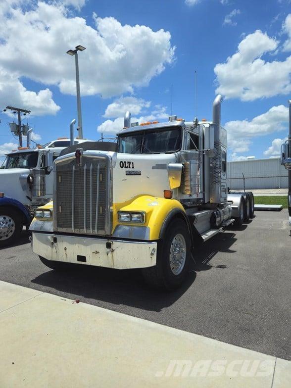 Kenworth W900 Truck Tractor Units