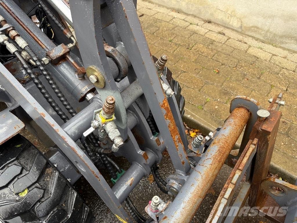 Eurotrac W10 Wheel loaders