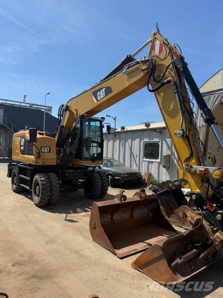 CAT M 318 F Wheeled excavators