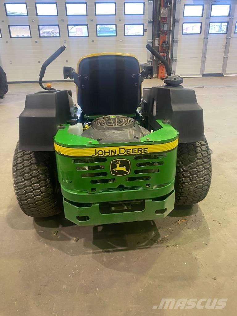 John Deere Z 425 Riding mowers
