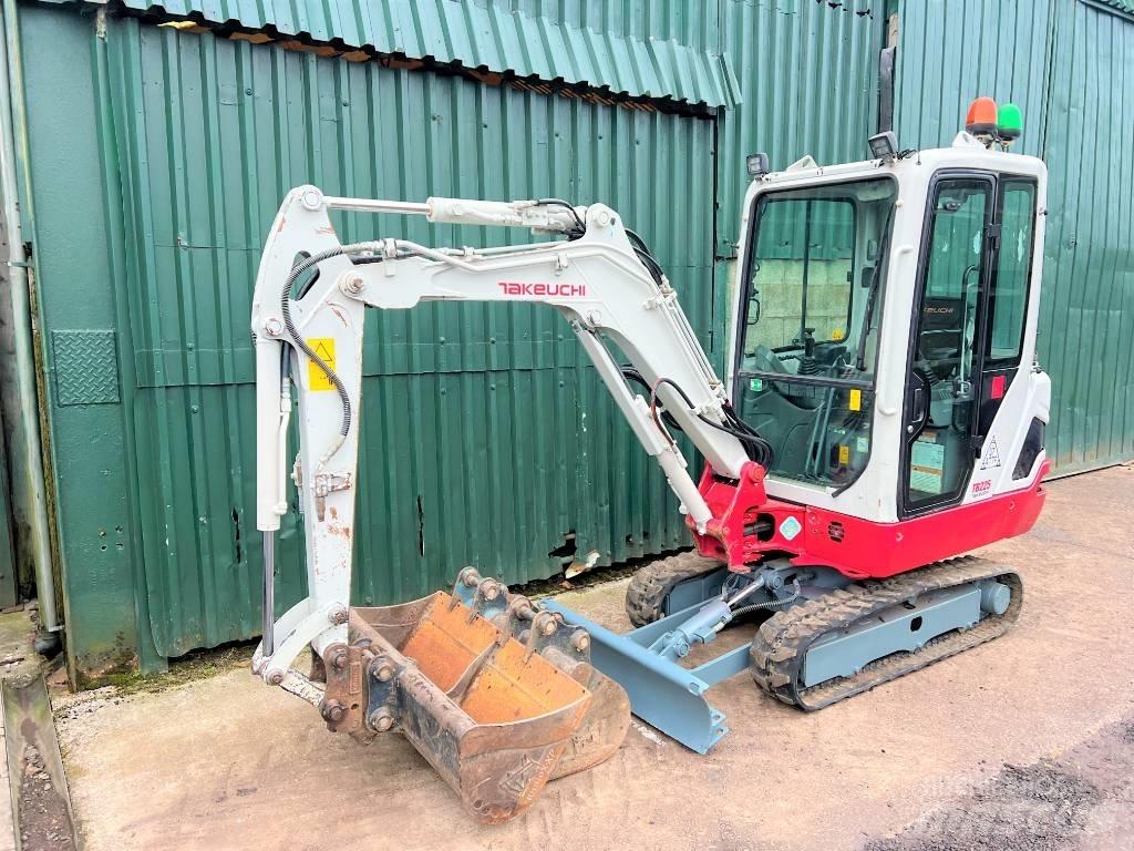 Takeuchi TB225 Mini excavators < 7t