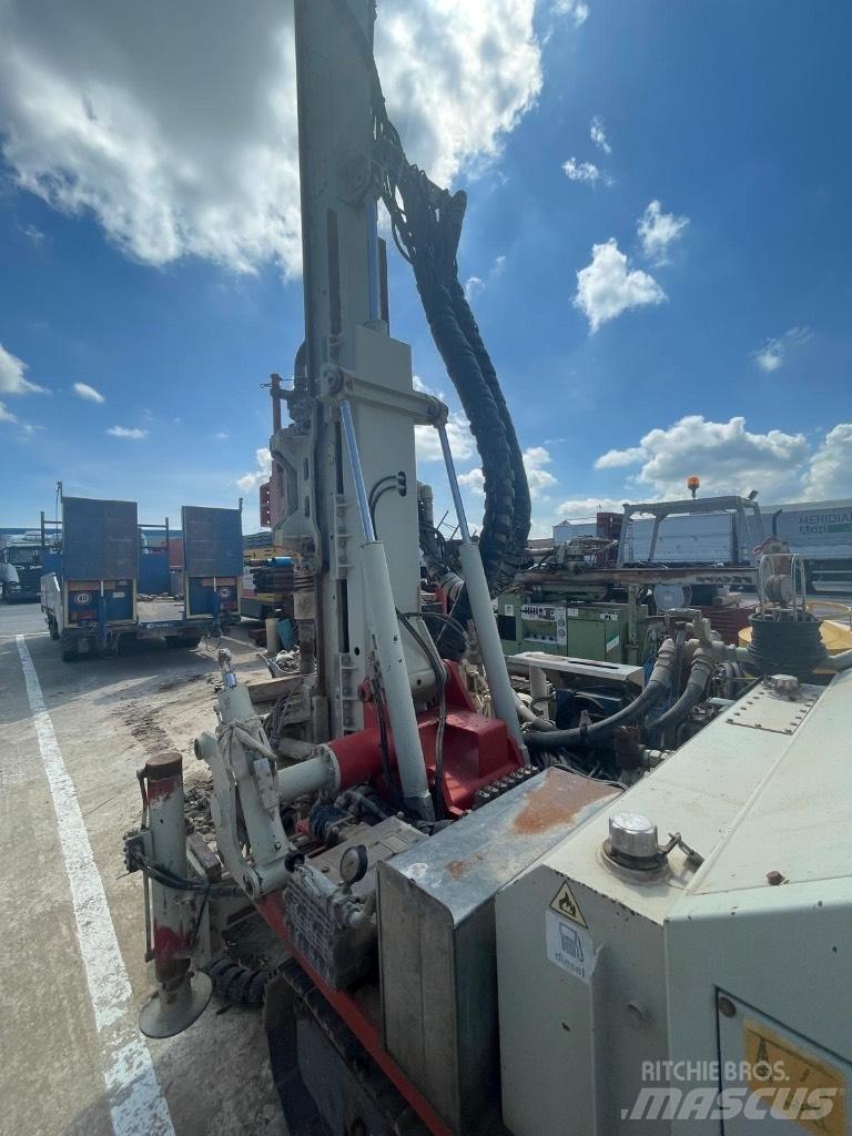 Comacchio MC 450 P1 Waterwell drill rigs