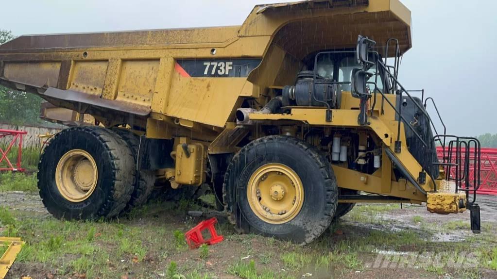 CAT 773 F Articulated Haulers