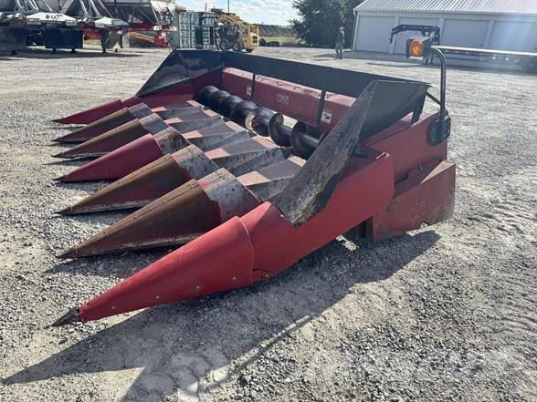 Case IH 1063 Combine harvester heads