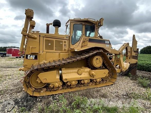 CAT D8N Crawler dozers