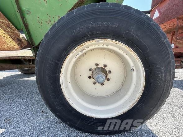 J&M 350-20 Grain / Silage Trailers