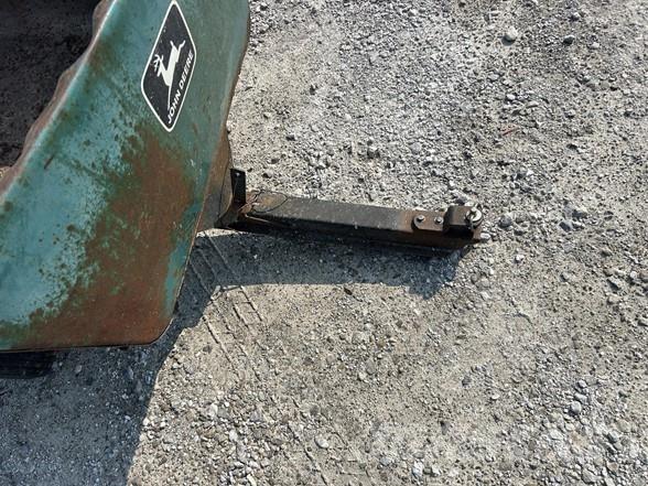 John Deere 15 Other farming trailers