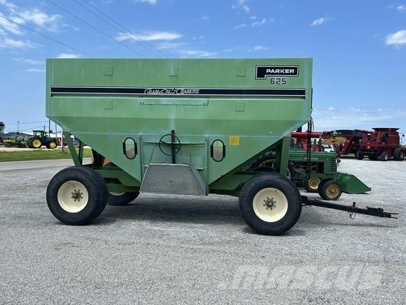 Parker 625 Grain / Silage Trailers