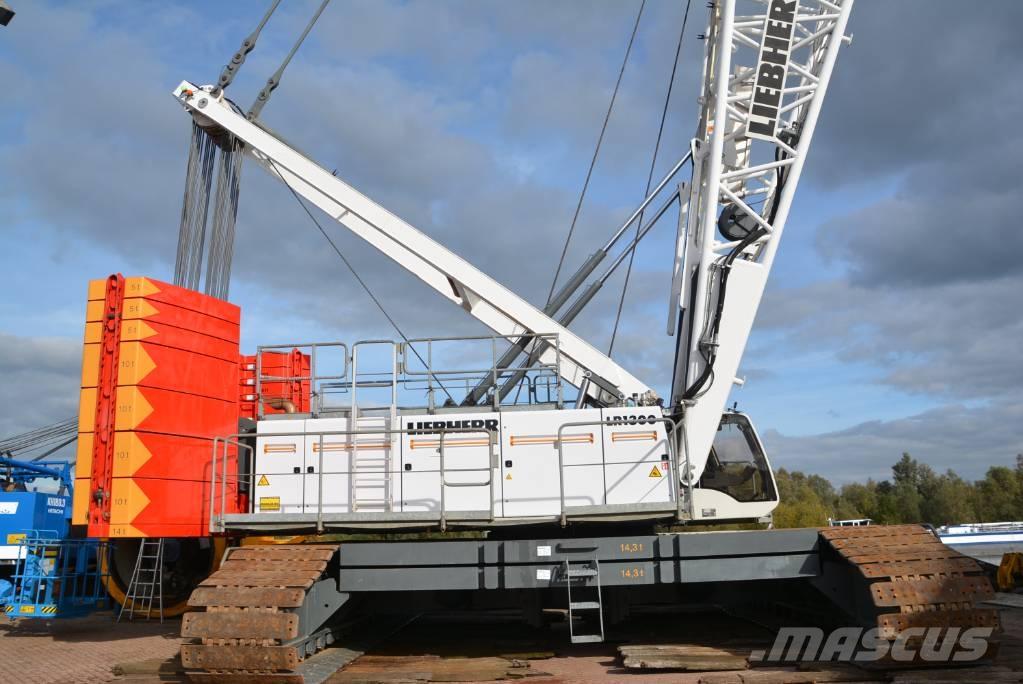 Liebherr LR 1300 SX Tracked cranes