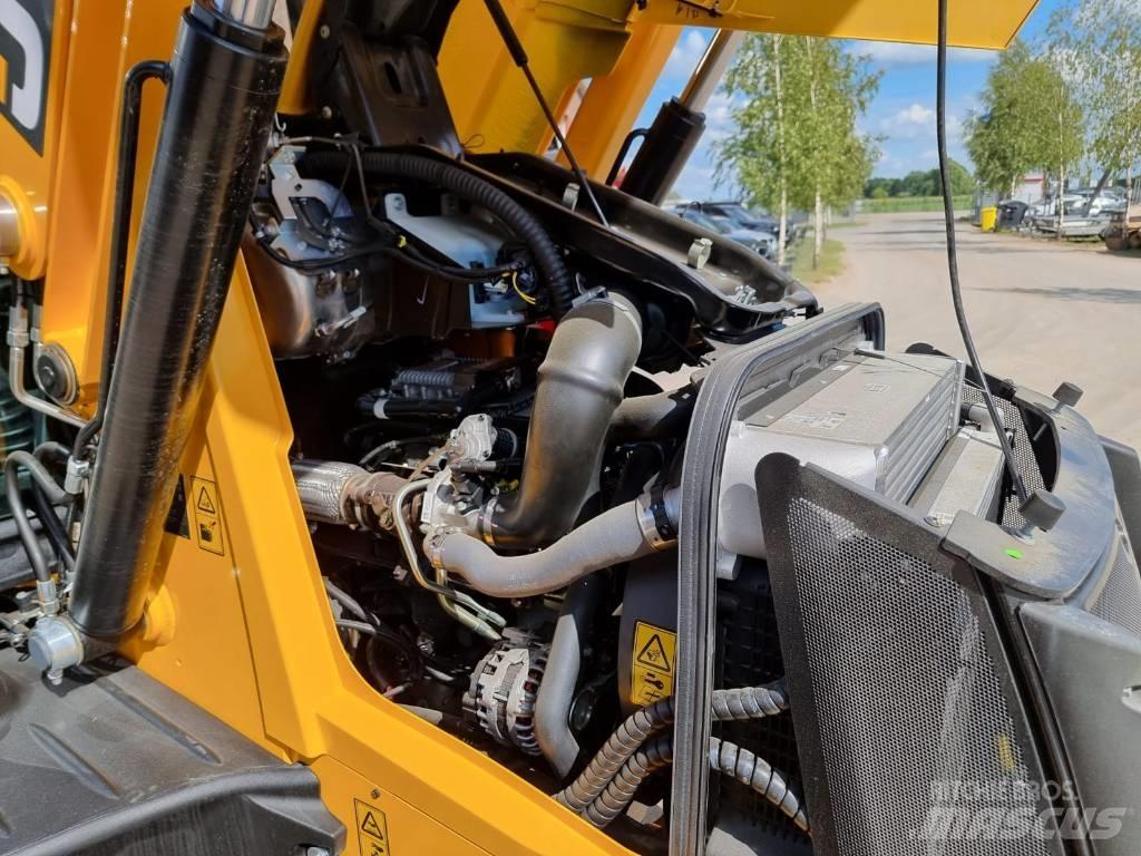 JCB 3 CX 14L5WM TLB's
